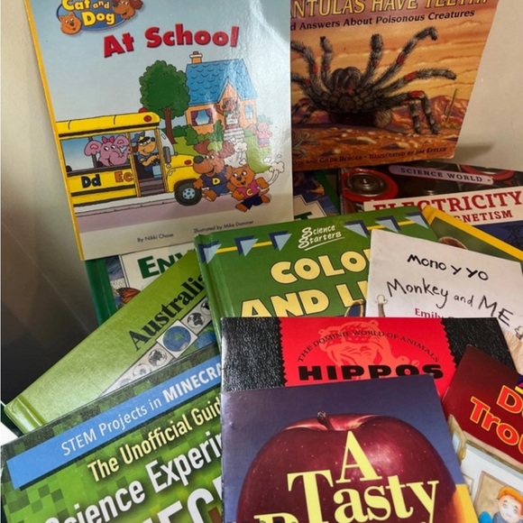 Bundle of Children’s Books level 1-10/A-P - Picture 4 of 7